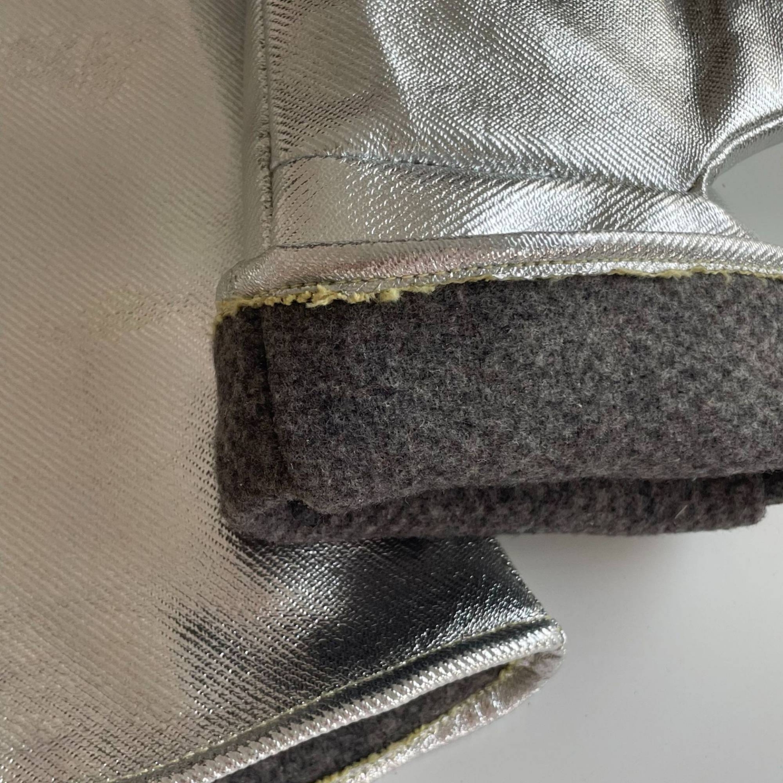 Heat Resistant Gloves High-Tem - огляд і ціна Heat Resistant Glove